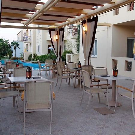 פלטניאס Lambrinos Suites מראה חיצוני תמונה