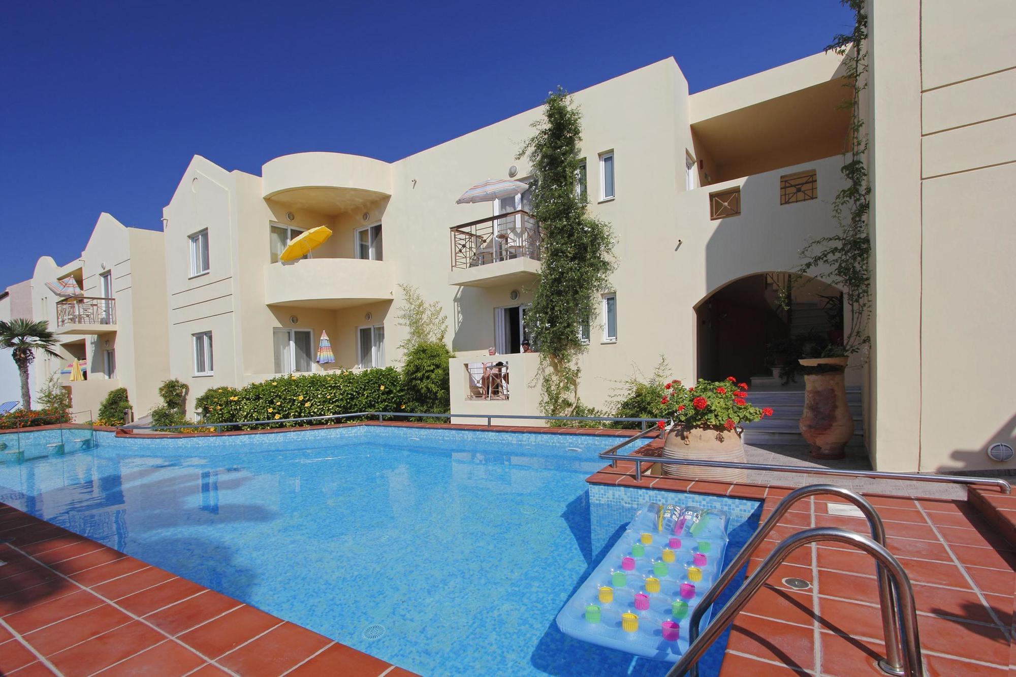 פלטניאס Lambrinos Suites מראה חיצוני תמונה